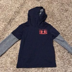 Cute 3t Under Armour hoodie shirt